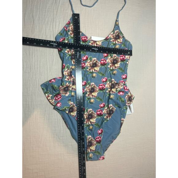 NWT Vigoss Halter One-Piece Womans Swim Suit Blue Floral Peplum Size‎ Small - Picture 7 of 8